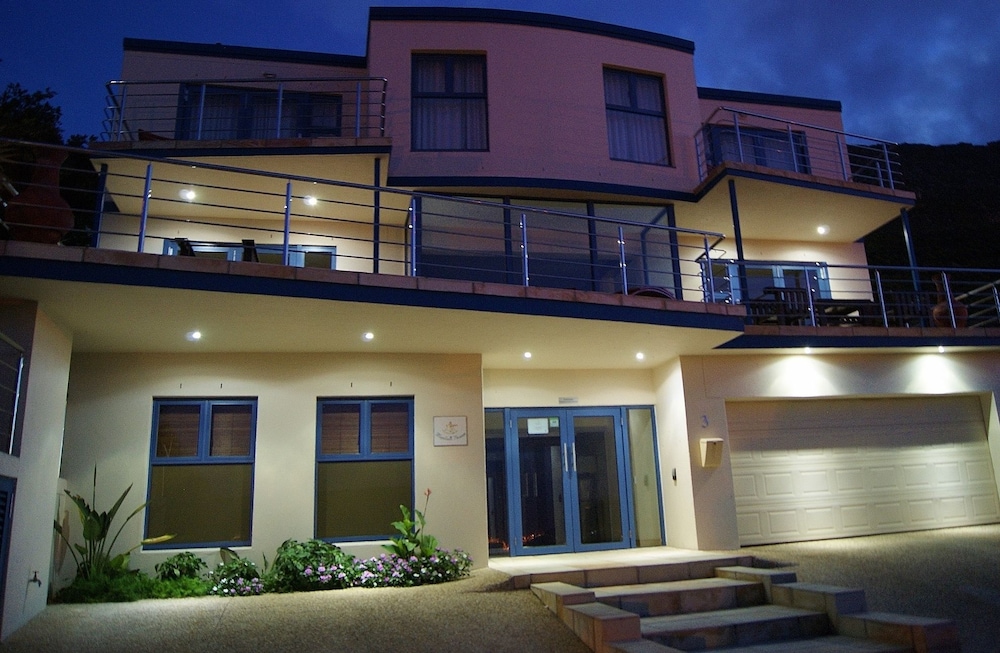 Magellans Passage Guest House in Simonʼs Town, South Africa