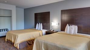 Premium bedding, iron/ironing board, free WiFi