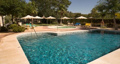 La Cueva Park