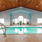 hotels in kendallville indiana
