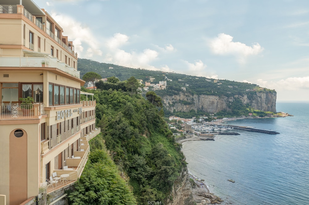 Hotel Sporting Vico Equense Italia Expediait