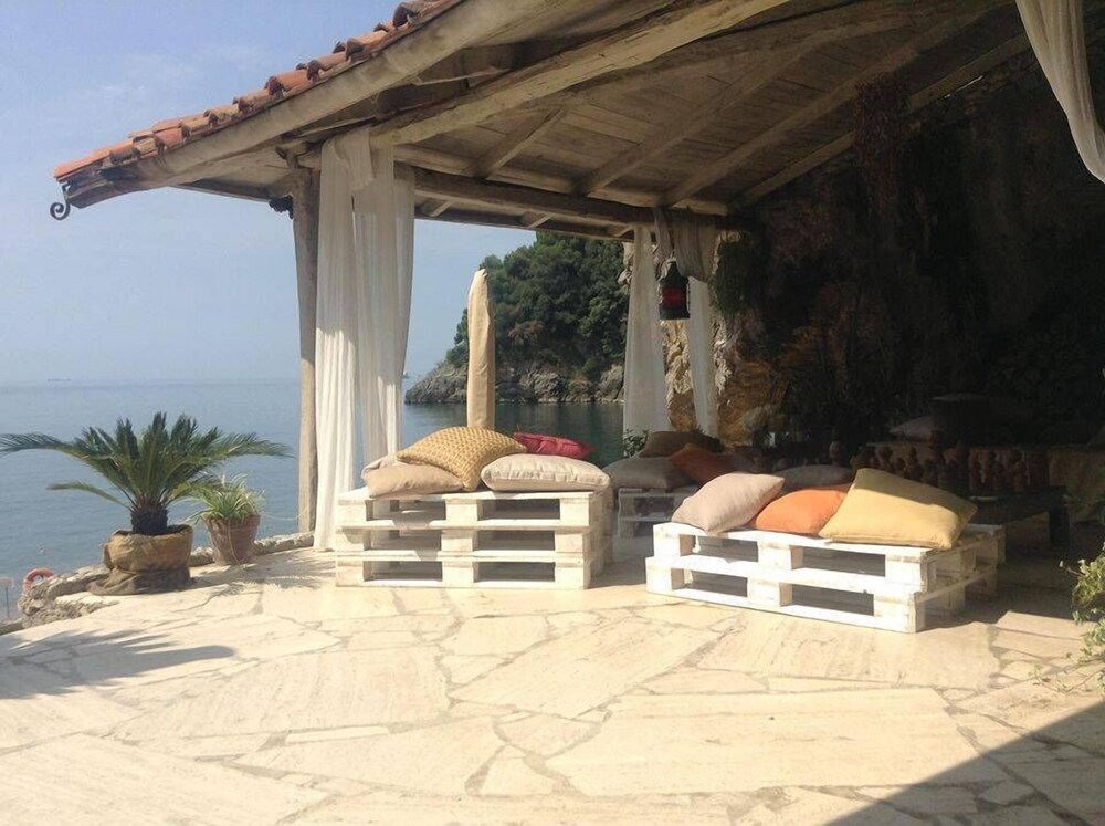 Eco Del Mare Night And Day Beach Club In Lerici Expedia