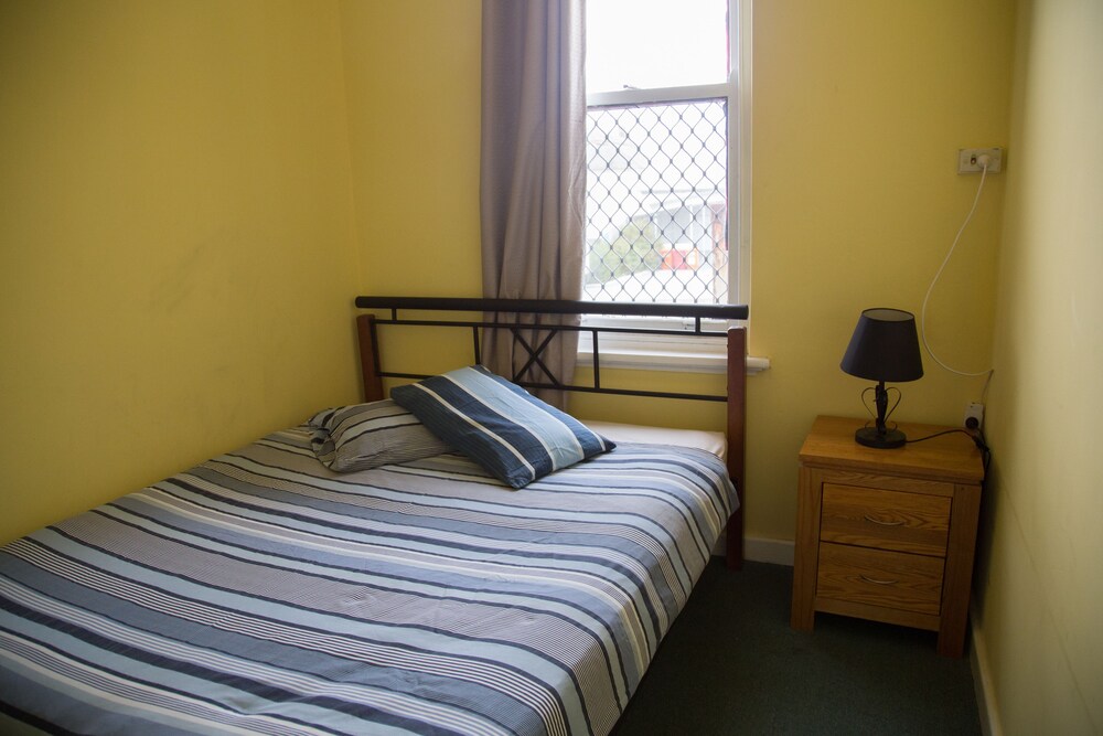 1849 Backpackers Hotel