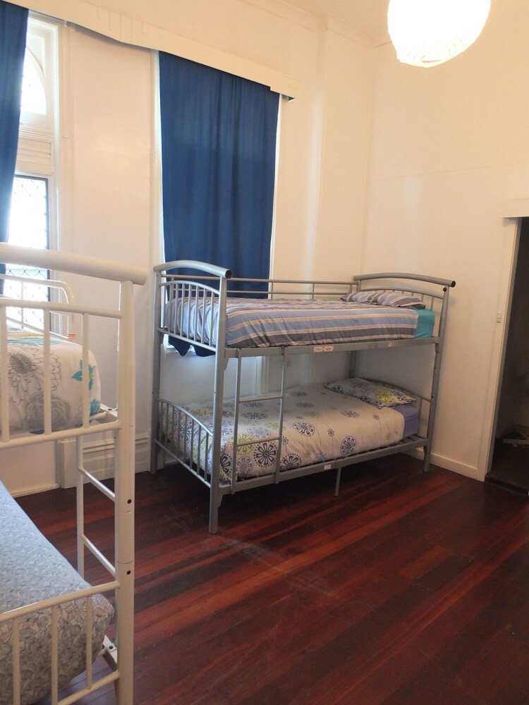 1849 Backpackers Hotel