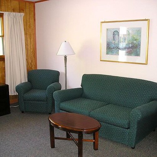 Bayview Inn Pub Willsboro Deals & Reviews (Willsboro, USA) Wotif