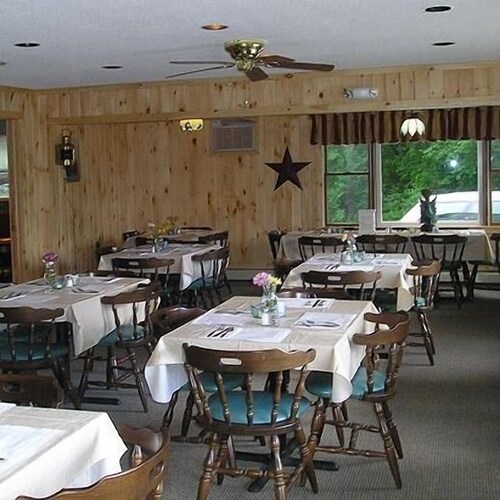 Bayview Inn Pub Willsboro Deals & Reviews (Willsboro, USA) Wotif