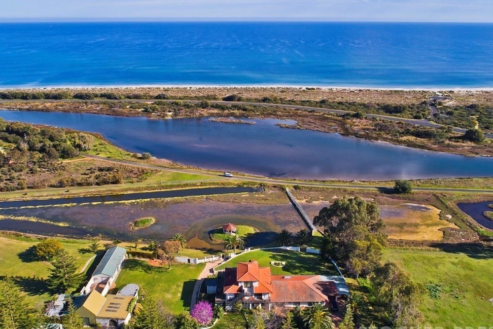 Martin Fields Beach Retreat