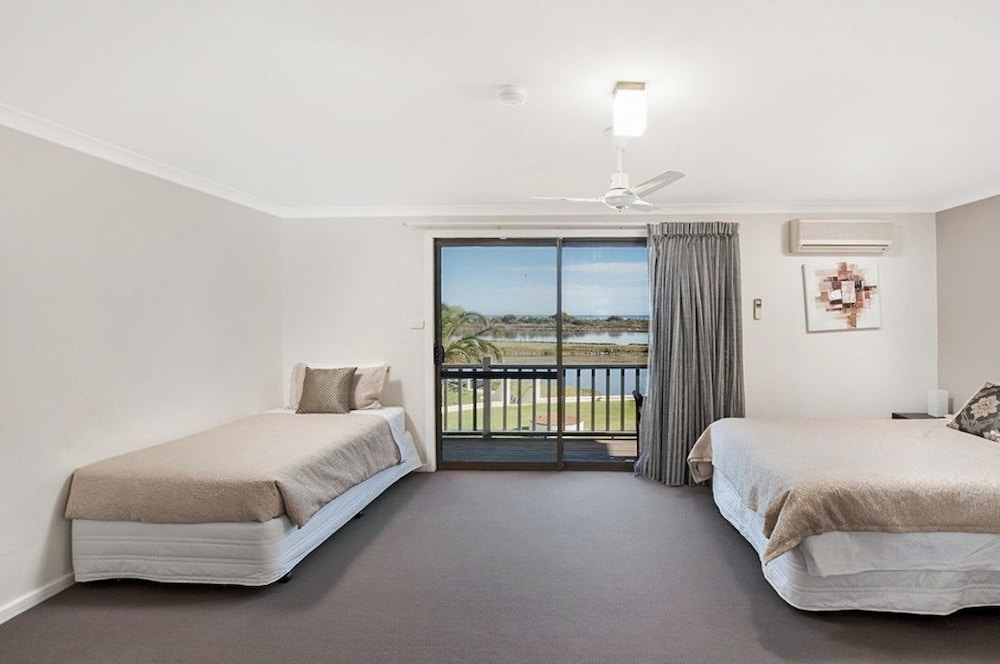 Martin Fields Beach Retreat