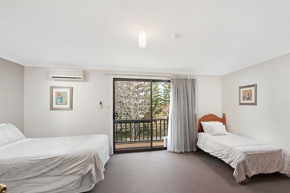 Martin Fields Beach Retreat