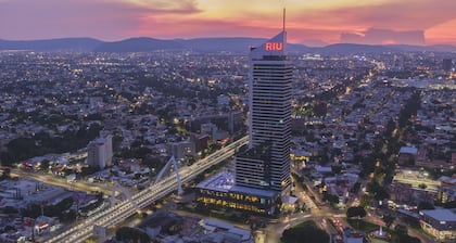 Hotel Riu Plaza Guadalajara