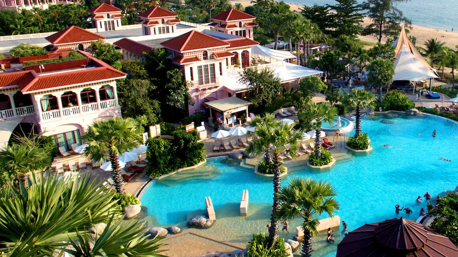 Centara Grand Beach Resort Phuket