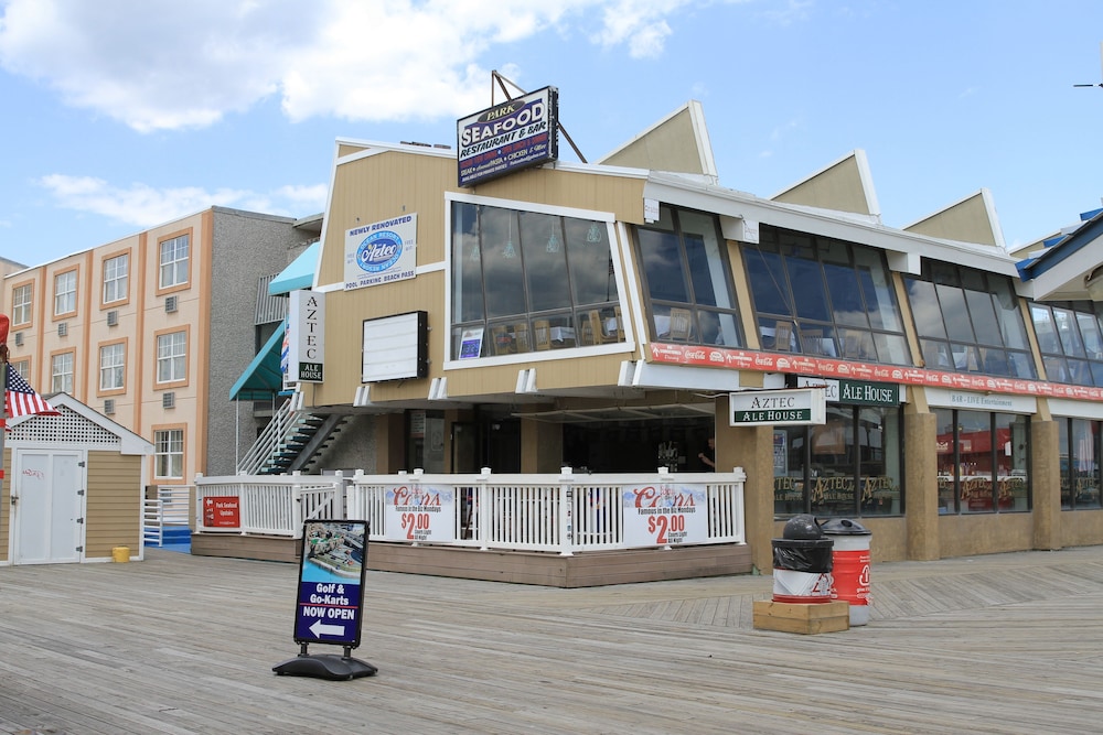 Aztec Ocean Resort, Seaside Heights 75 Room Prices & Reviews