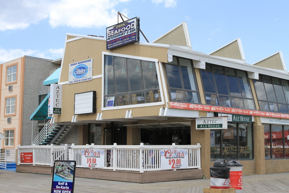Aztec Ocean Resort, Seaside Heights 75 Room Prices & Reviews