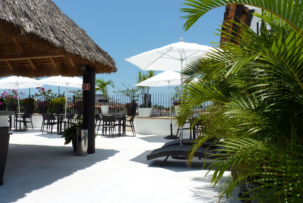 Hotel Suites Mar Elena