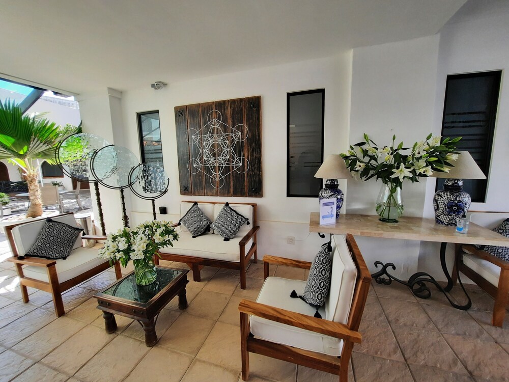 Hotel Suites Mar Elena