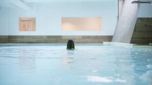 Bain à remous intérieur