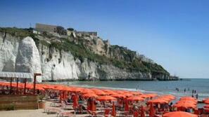 Beach nearby, sun-loungers, beach umbrellas, waterskiing