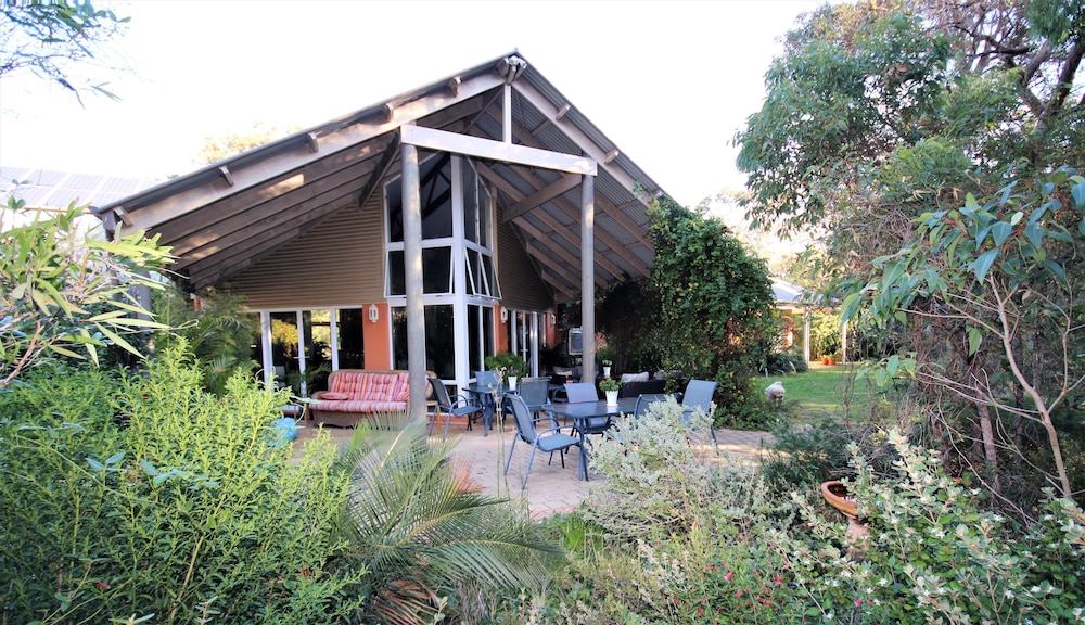 Exterior, Margaret River B&B