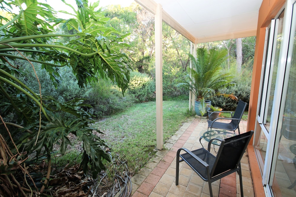 Garden view, Margaret River B&B