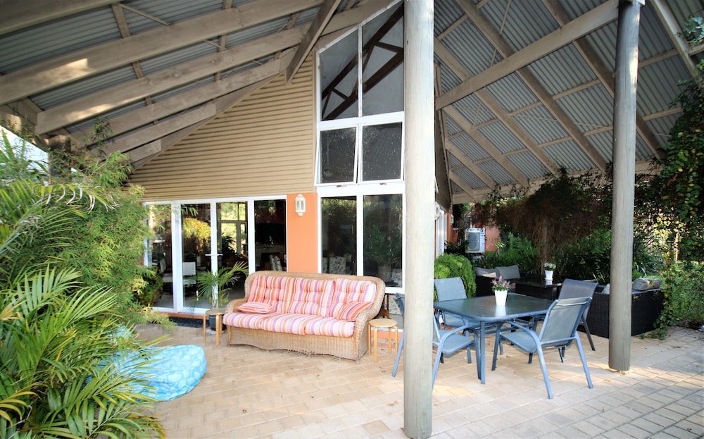 Exterior, Margaret River B&B