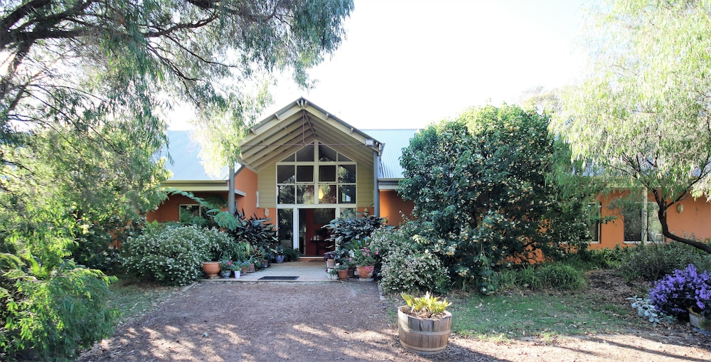 Front of property, Margaret River B&B