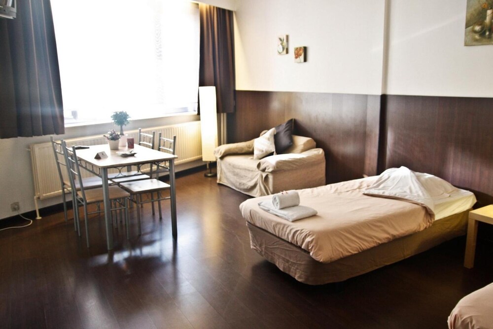 Budget Flats Antwerpen in Antwerp Best Rates & Deals on Orbitz