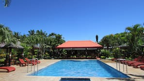Outdoor pool, open 9 AM to 9:30 PM, pool loungers