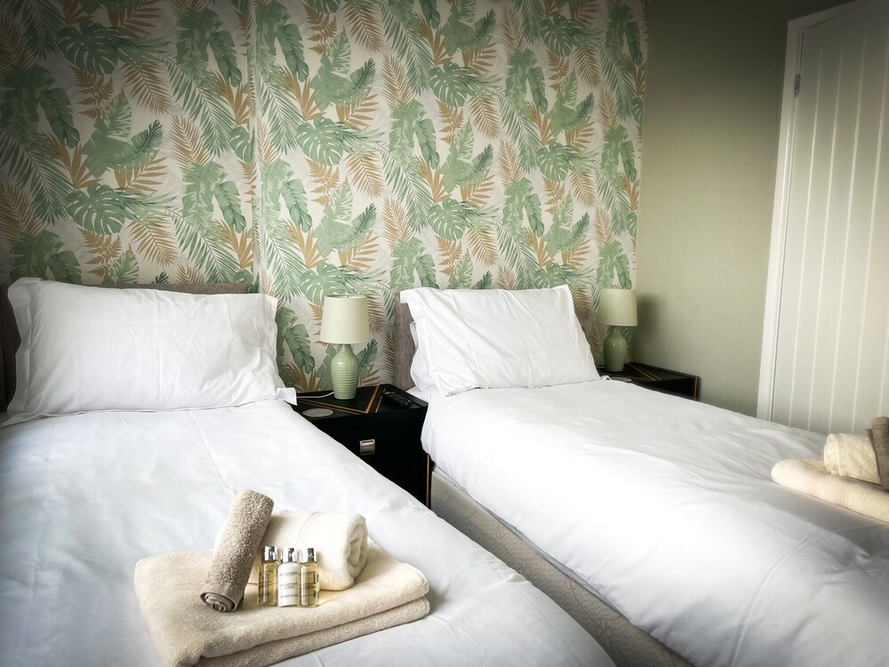 Sandyhill Guest House in Saundersfoot Best Rates & Deals on Orbitz