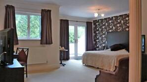 Hypo-allergenic bedding, blackout curtains, iron/ironing board