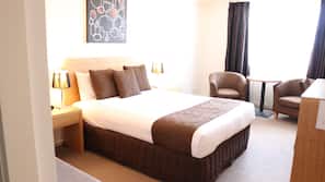 Premium bedding, minibar, in-room safe, desk
