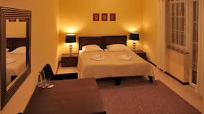 1 bedroom, premium bedding, iron/ironing board, free WiFi