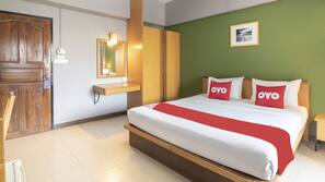 Minibar, desk, free WiFi, linens