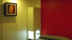 Minibar, una cassaforte in camera, una scrivania, insonorizzazione