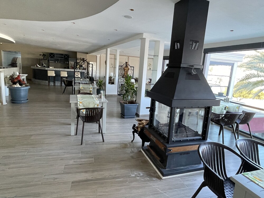 Grand Ata Park Hotel