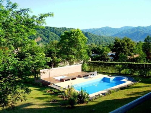 hosteria pura vida precios