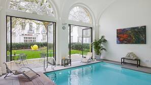 Piscine couverte