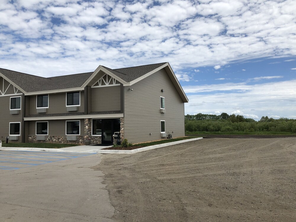 AmericInn by Wyndham Baudette in Baudette Best Rates & Deals on Orbitz