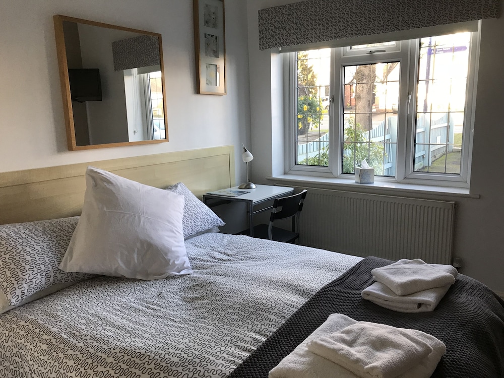 Photo - Station Approach Solihull Cabin Stays