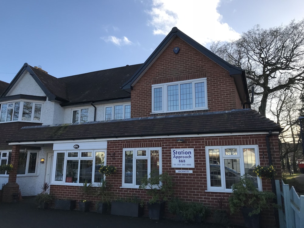 Photo - Station Approach Solihull Cabin Stays