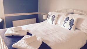 Desk, iron/ironing board, free WiFi, linens