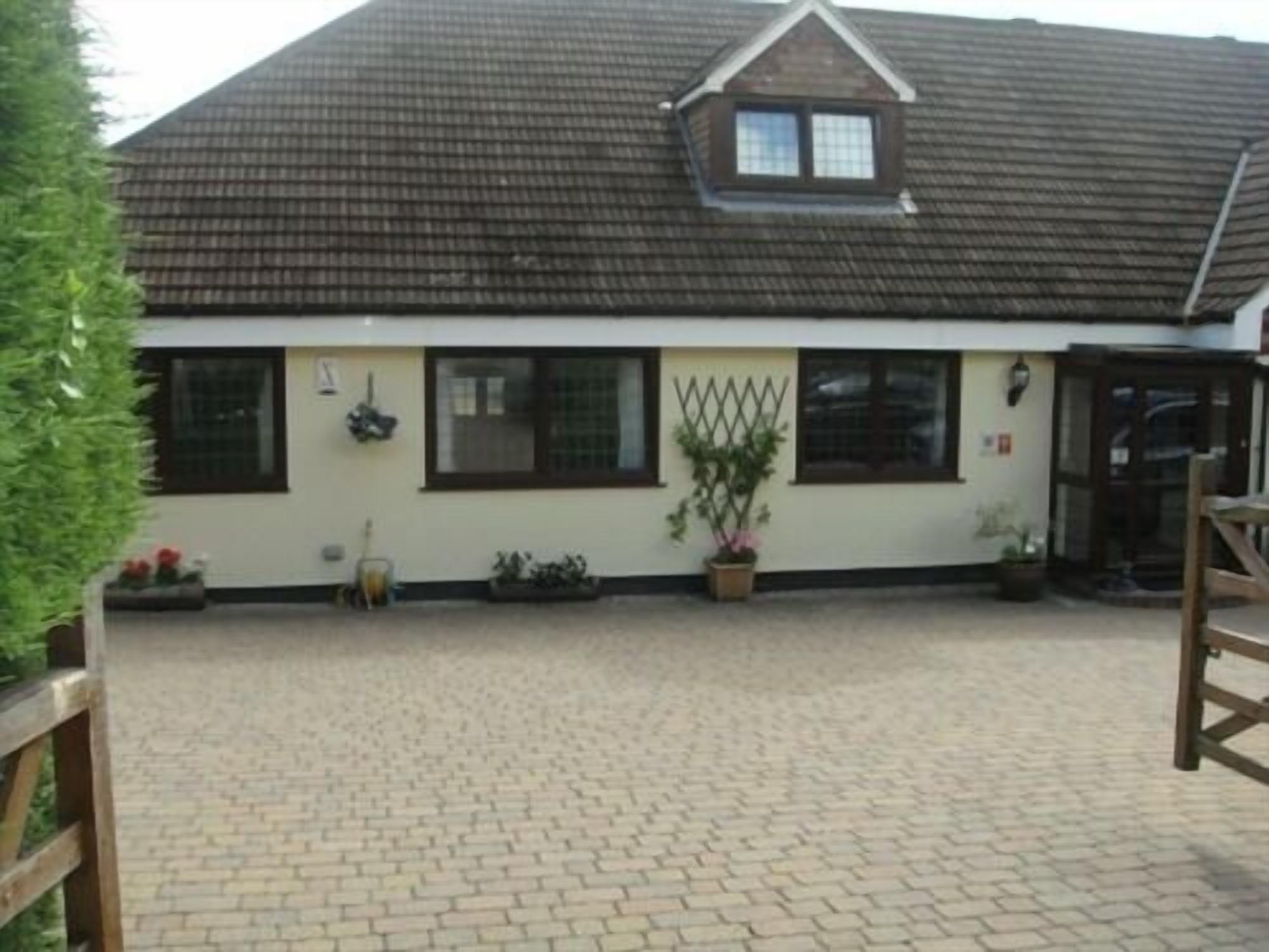 Foxes Earth B B In Maidstone United Kingdom Expedia