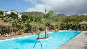 Outdoor pool, open 8 AM to 8:30 PM, sun loungers