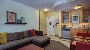 Desk, blackout drapes, iron/ironing board, free WiFi
