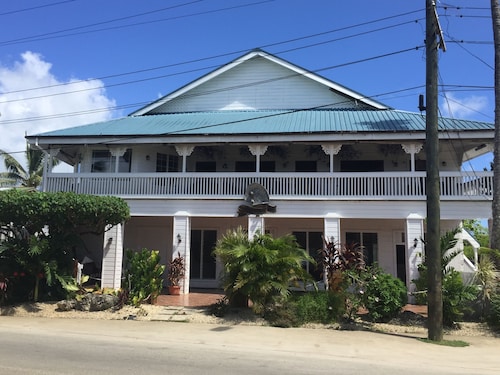 The Black Pearl Suites