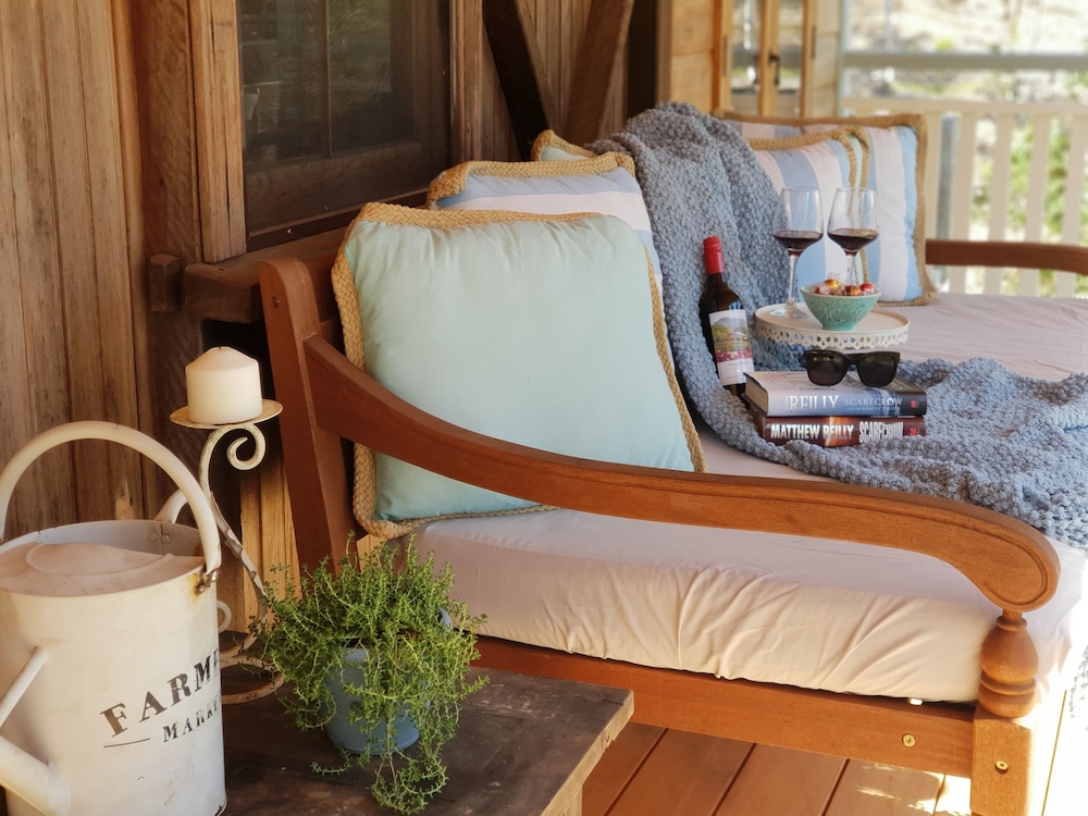 Barney Creek Vineyard Cottages