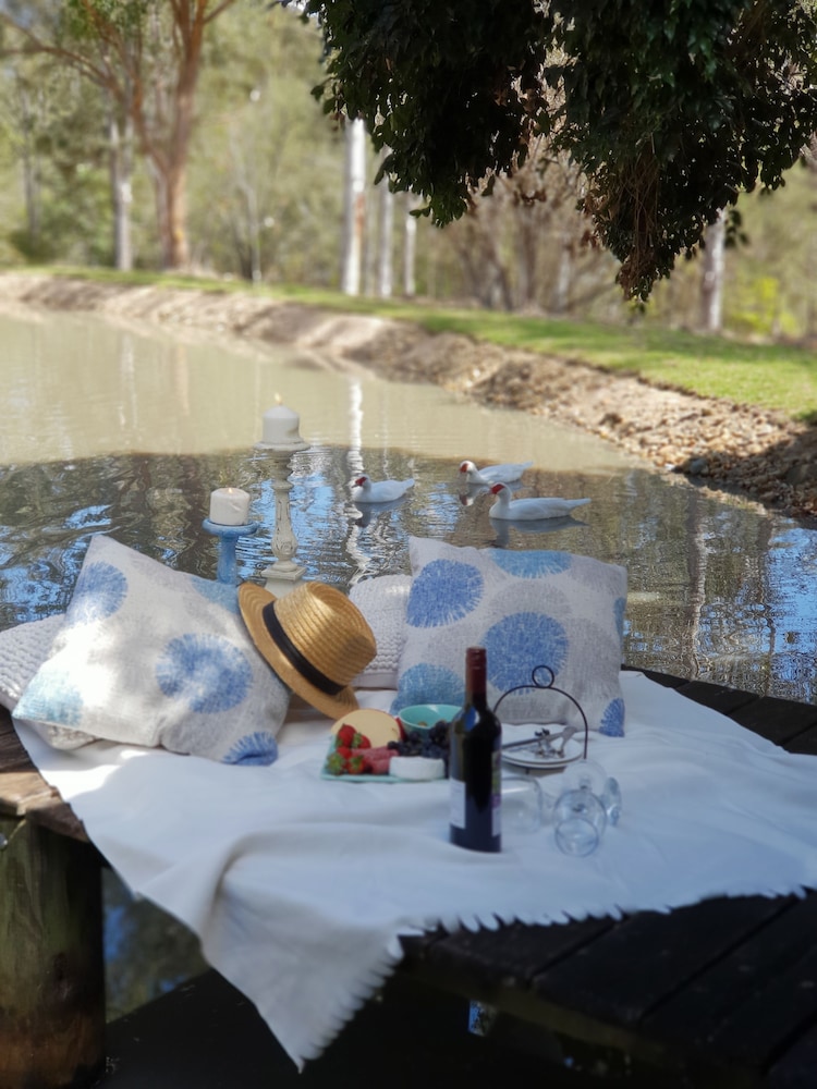 Barney Creek Vineyard Cottages