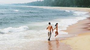 Private beach nearby, beach cabanas, sun loungers, beach towels