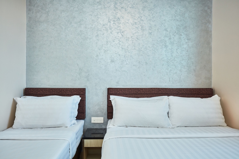 Ibis Budget Singapore Mount Faber Sg Clean In Singapore Hotel Rates Reviews On Orbitz Ibis Budget Singapore Mount Faber Sg Clean In Singapore Hotel Rates Reviews On Orbitz