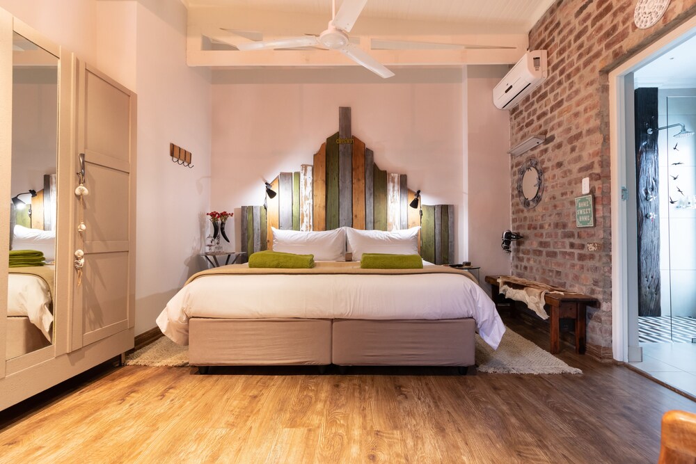 Earthbound B In Oudtsn Hotel Rates Reviews On Orbitz