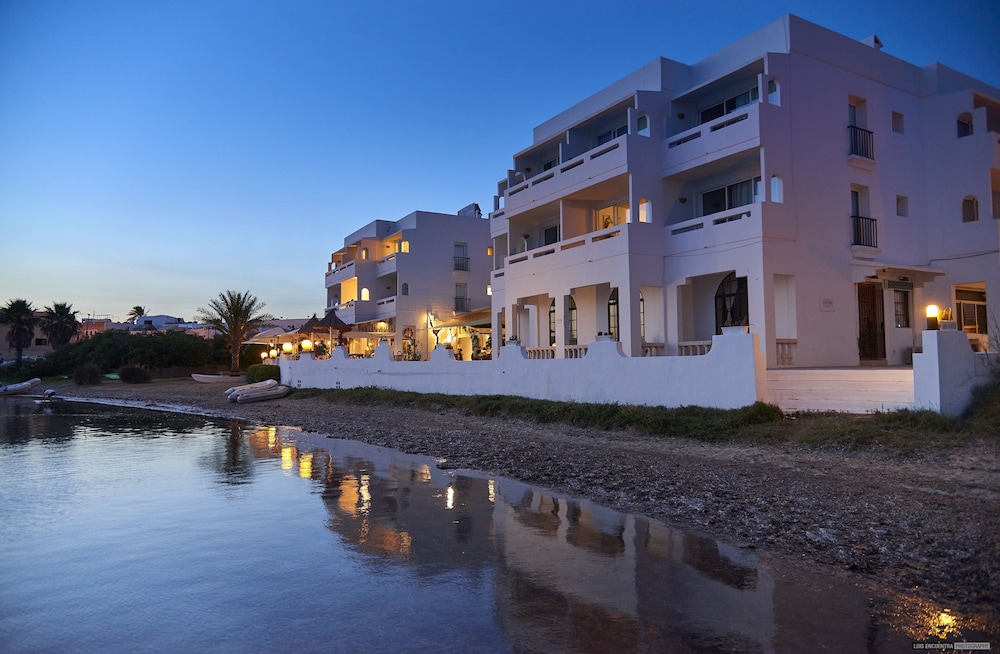 Apartamentos Sabina Playa